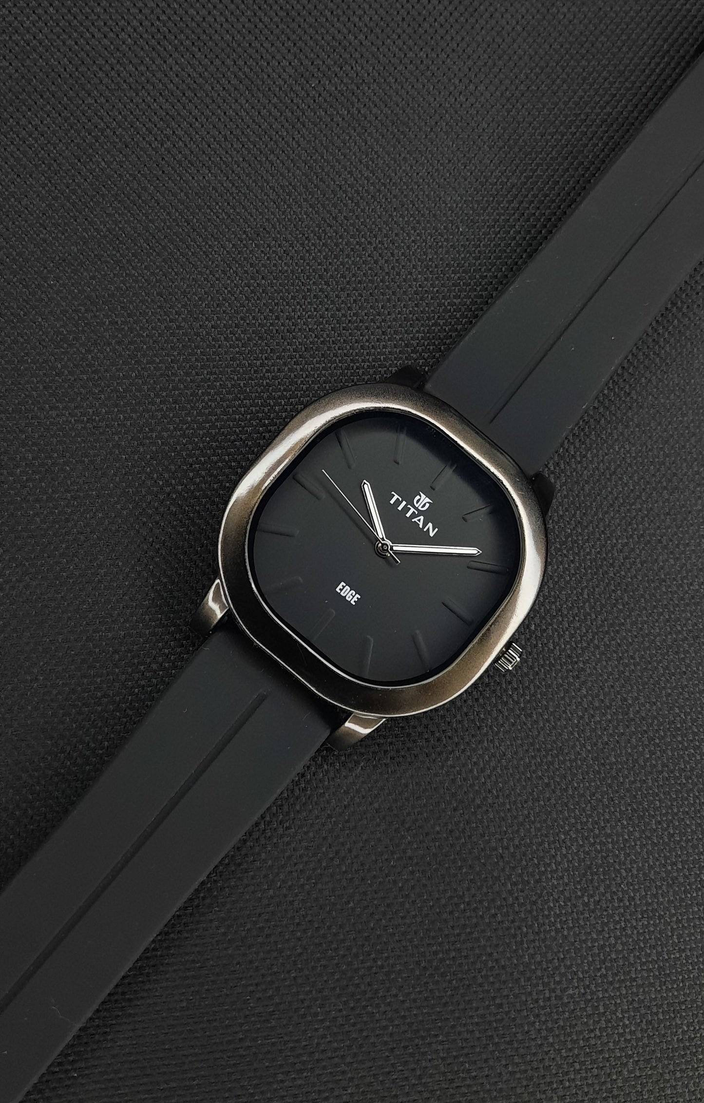 ✨ প্রিমিয়াম 𝐓𝐢𝐭𝐚𝐧 𝐖𝐫𝐢𝐬𝐭 𝐖𝐚𝐭𝐜𝐡  ফ্রি ডেলিভারি + 3ml পারফিউম ফ্রি!✨